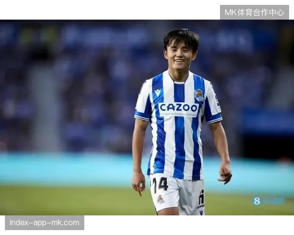 久保建英凭借西甲顶级数据，欲以肋部内切和传球视野竞争日本队前场进攻组织核心